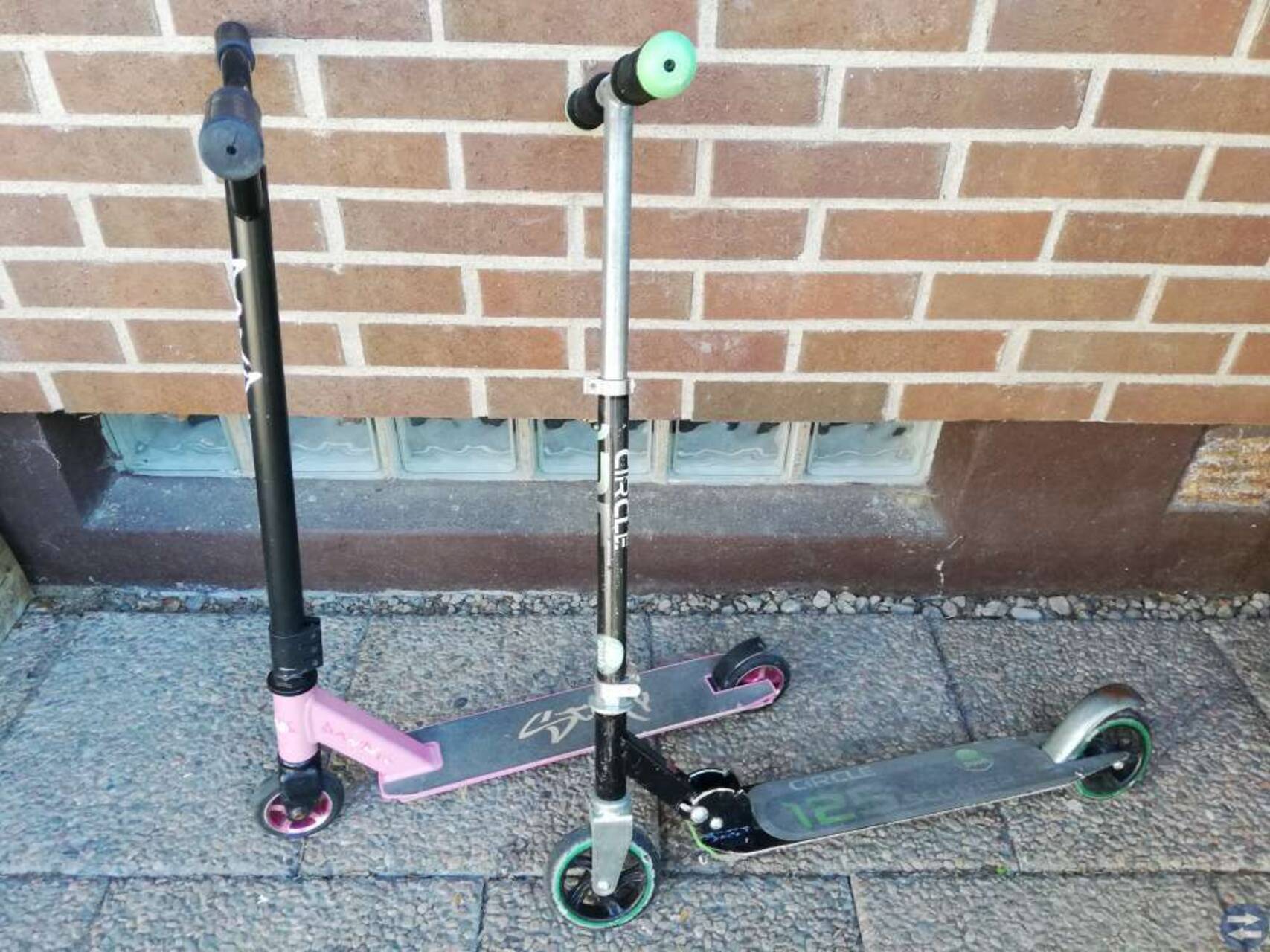 Bild på Sparkcyklar